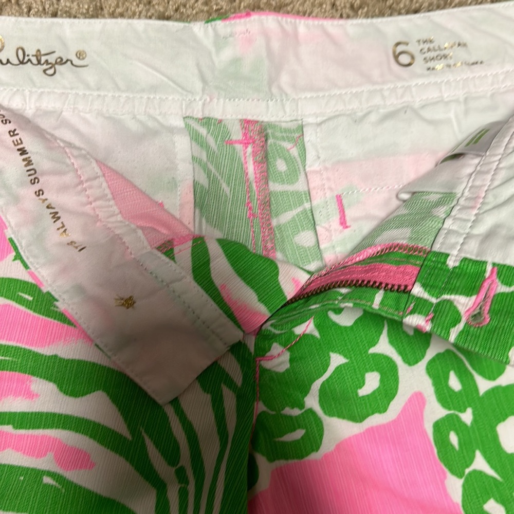 Lilly Pulitzer Callahan Short - Picture 2 of 2